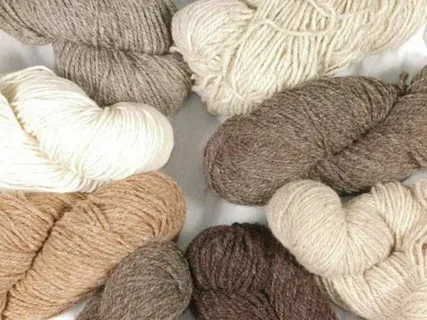 Why should customers buy Products made with Pine Knoll Sheep Wool yarns which has been hand-dyed?